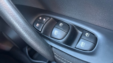 Nissan Qashqai 1.5 dCi N-Connecta 5dr Diesel Hatchback